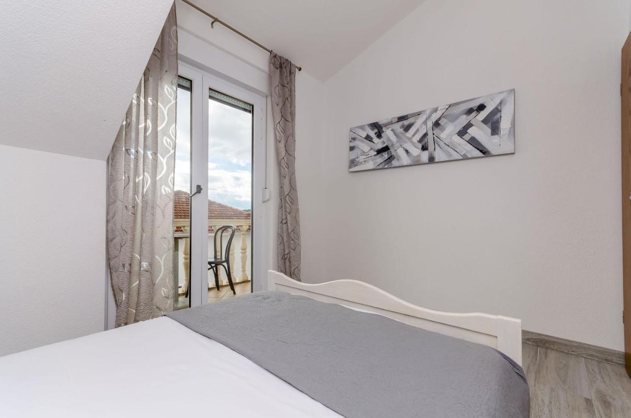 Apartments Marina Трогир Экстерьер фото