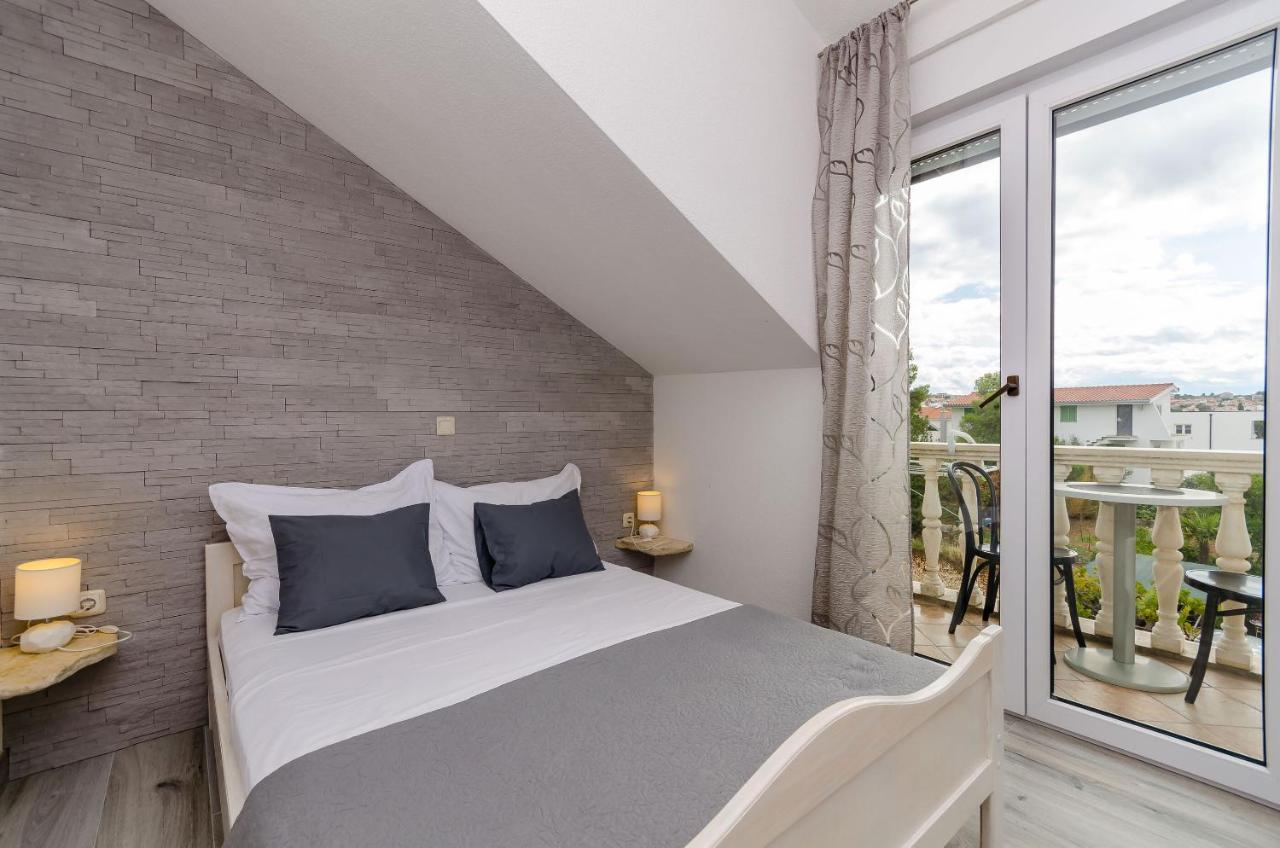 Apartments Marina Трогир Экстерьер фото
